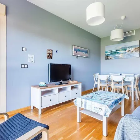 A&n Coastal Comfort With Pool & Parking