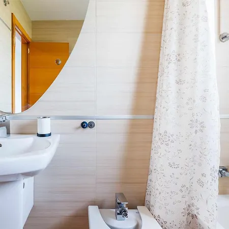 Apartment A&n Coastal Comfort With Pool & Parking Torre Del Mar